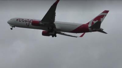 Photo of aircraft C-FJZK operated by Air Canada Rouge