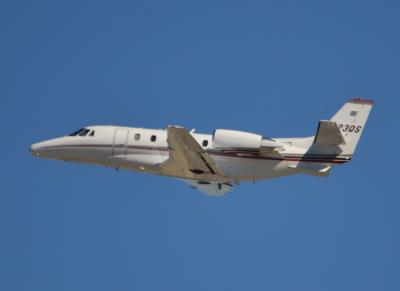 Photo of aircraft N623QS operated by NetJets