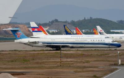 Photo of aircraft B-2132 operated by China Southern Airlines