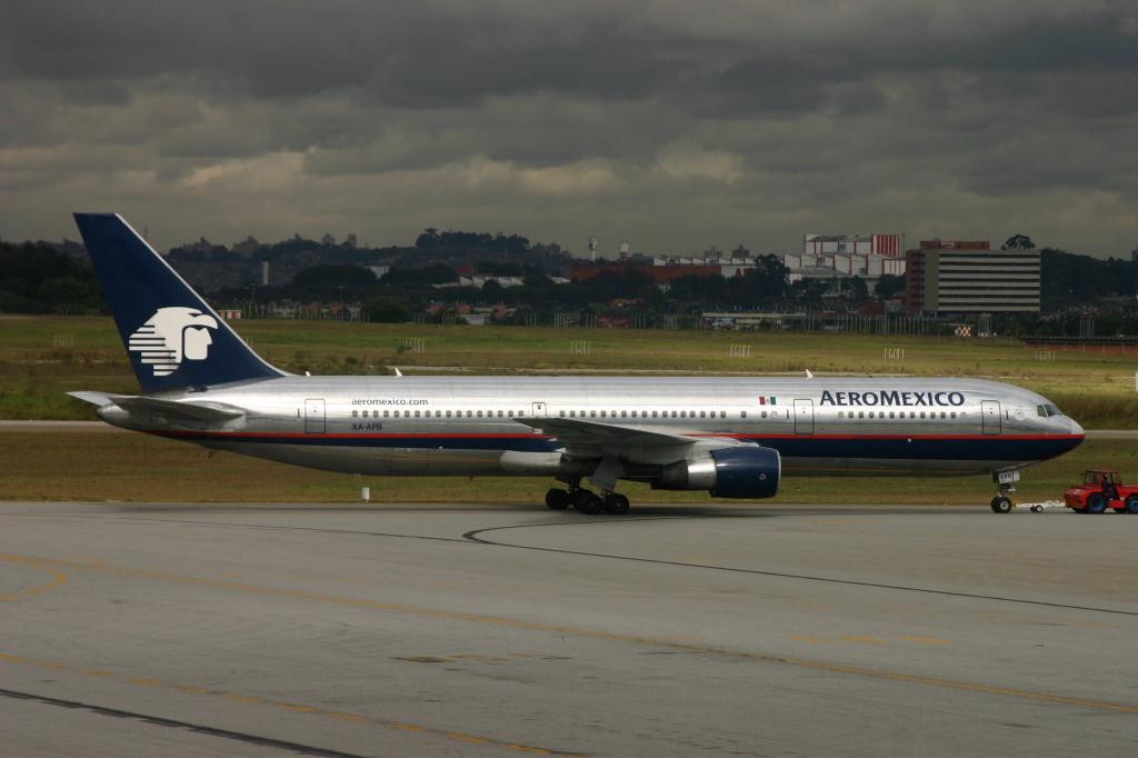 Photo of aircraft XA-APB operated by Aeromexico