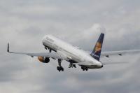 Image of aircraft registration TF-FIJ - A 757-208(WL) operated by Icelandair