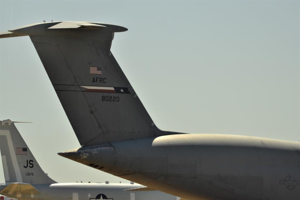 Photo of aircraft 68-0220 operated by United States Air Force