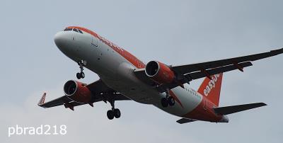 Photo of aircraft OE-ICI operated by easyJet Europe