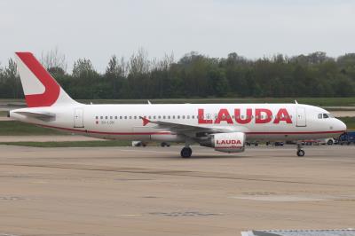 Photo of aircraft 9H-LON operated by Lauda Europe