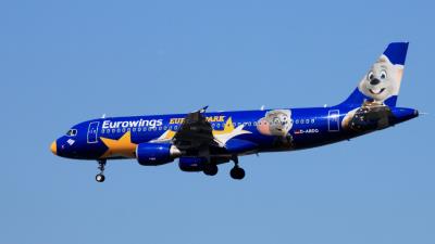 Image of aircraft registration D-ABDQ - A A320-214 operated by Eurowings