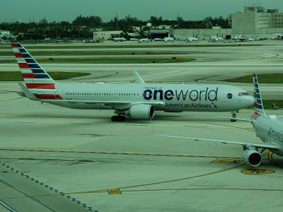 Image of aircraft registration N343AN - A 767-323(ER)(WL) operated by American Airlines