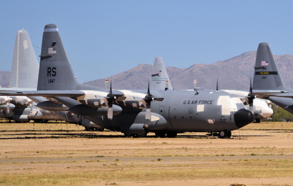 Photo of aircraft 62-1847 operated by United States Air Force