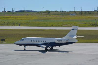 Photo of aircraft C-GENW operated by Enbridge Inc