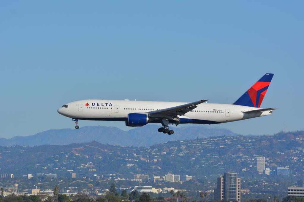 Photo of aircraft N865DA operated by Delta Air Lines