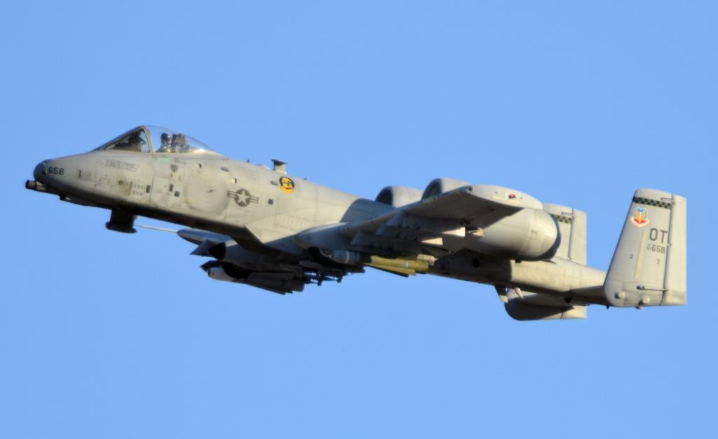 Photo of aircraft 82-0658 operated by United States Air Force