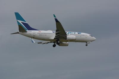 Photo of aircraft C-GWBF operated by WestJet