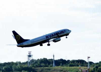 Photo of aircraft EI-EFG operated by Ryanair