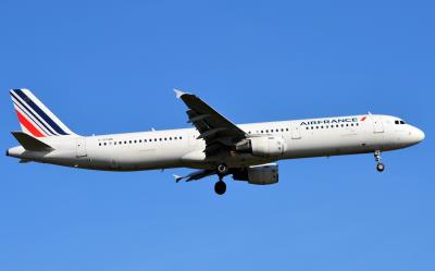 Image of aircraft registration F-GTAM - A A321-211 operated by Air France