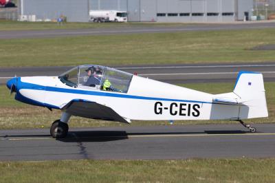 Photo of aircraft G-CEIS operated by Prestwick Tailwheel Group