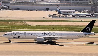 Image of aircraft registration JA731A - A 777-381(ER) operated by All Nippon Airways