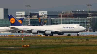 Photo of aircraft D-ABYF operated by Lufthansa