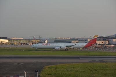 Photo of aircraft EC-IQR operated by Iberia