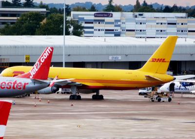 Photo of aircraft G-BMRB operated by DHL Air