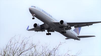 Image of aircraft registration N644UA - A 767-322(ER) operated by United Airlines