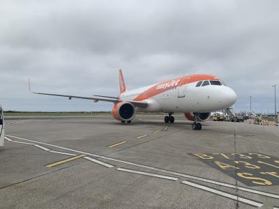 Photo of aircraft G-EZFU operated by easyJet