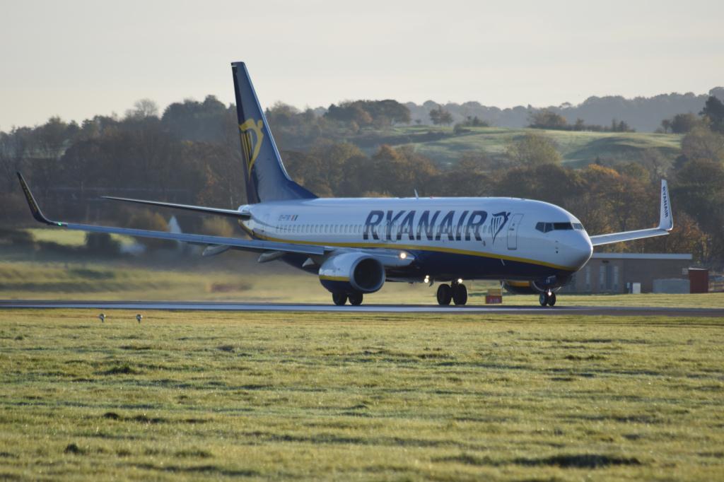 Photo of aircraft EI-FIR operated by Ryanair