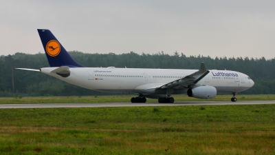 Photo of aircraft D-AIKQ operated by Lufthansa