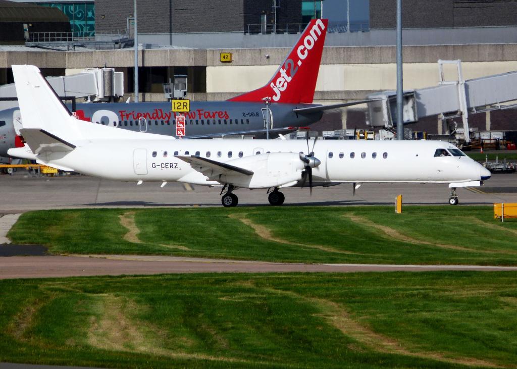 Photo of aircraft G-CERZ operated by Eastern Airways