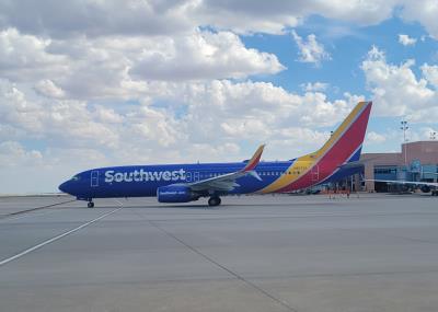 Photo of aircraft N8572X operated by Southwest Airlines