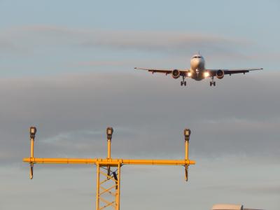 Image of aircraft registration G-EZAL - A A319-111 operated by easyJet