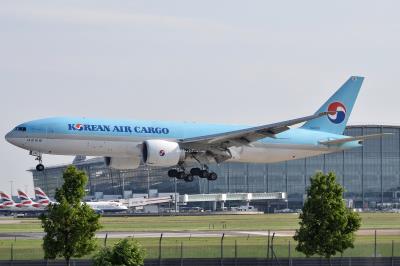 Photo of aircraft HL8226 operated by Korean Air Lines