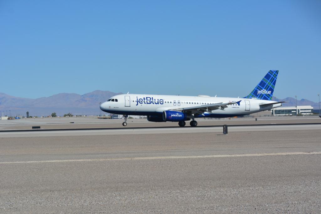 Photo of aircraft N520JB operated by JetBlue Airways
