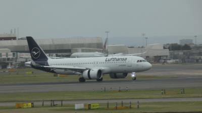 Photo of aircraft D-AINK operated by Lufthansa