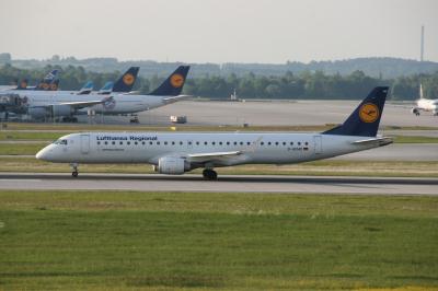 Photo of aircraft D-AEMD operated by Lufthansa Cityline