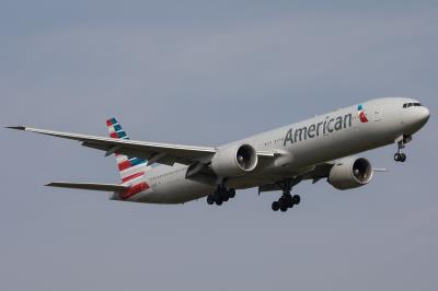 Photo of aircraft N736AT operated by American Airlines