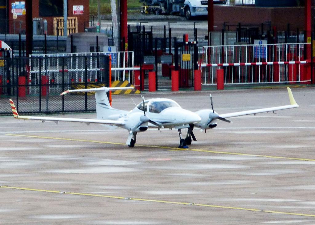 Photo of aircraft G-DGPS operated by Flight Calibration Services Ltd