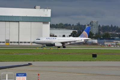 Photo of aircraft N823UA operated by United Airlines