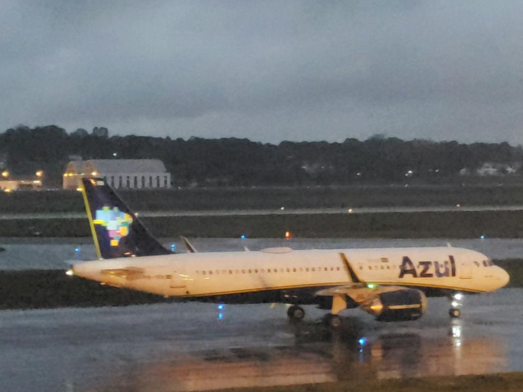 Photo of aircraft PR-YRX operated by AZUL Linhas Aereas Brasileiras