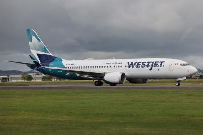 Photo of aircraft C-GWLK operated by WestJet