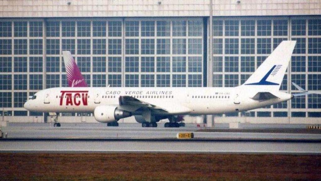 Photo of aircraft D4-CBG operated by TACV Cabo Verde Airlines