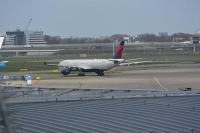 Image of aircraft registration N821NW - A A330-323 operated by Delta Air Lines