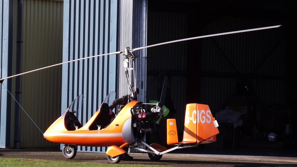 Photo of aircraft G-CIGS operated by Edward Abercromby Blomfield-Smith