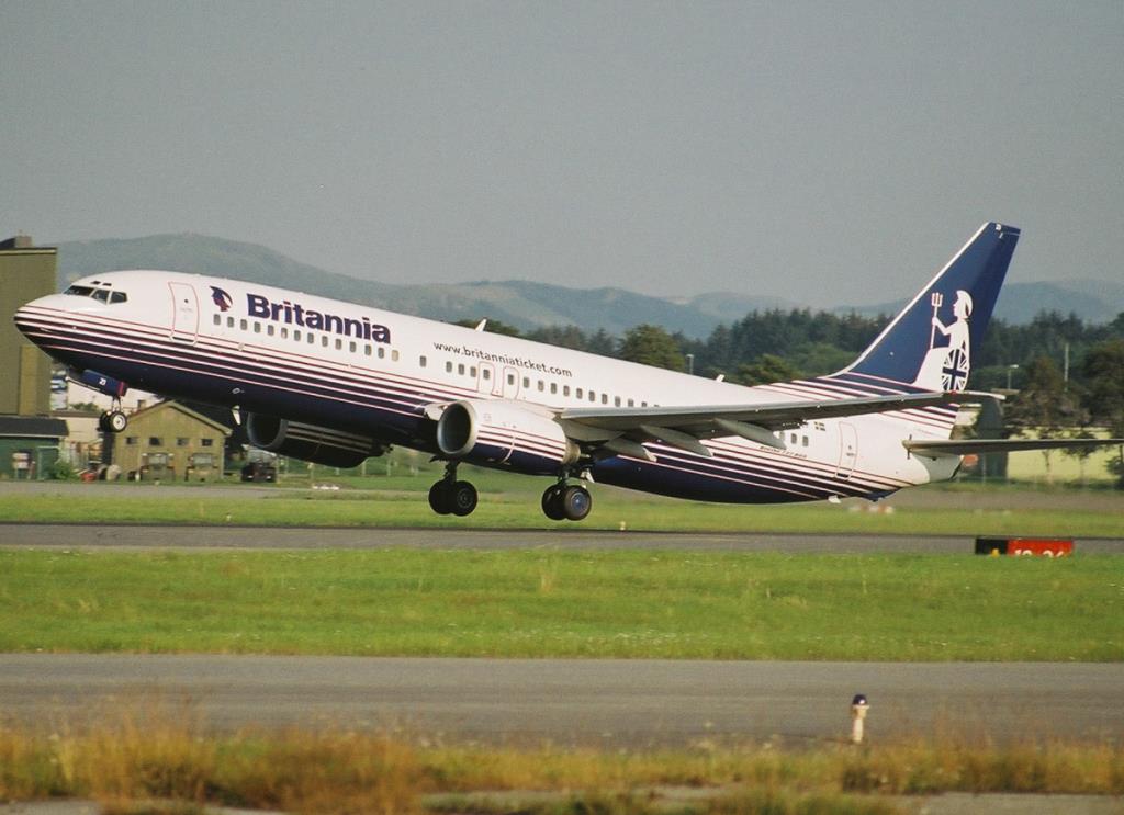 Photo of aircraft SE-DZI operated by Britannia Nordic