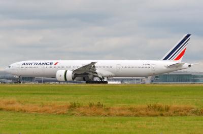 Photo of aircraft F-GZNL operated by Air France