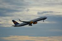 Photo of aircraft TF-FIJ operated by Icelandair