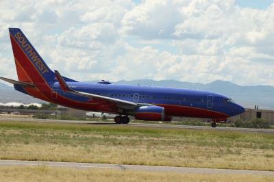 Photo of aircraft N226WN operated by Southwest Airlines