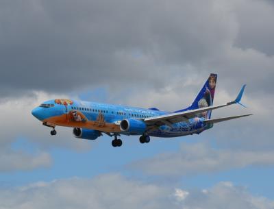 Image of aircraft registration C-GWSV - A 737-8CT(WL) operated by WestJet