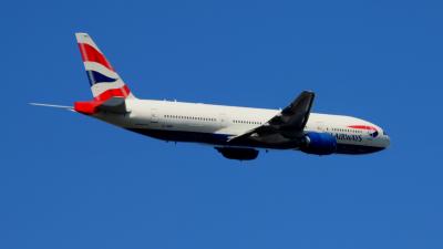 Image of aircraft registration G-YMMT - A 777-236(ER) operated by British Airways
