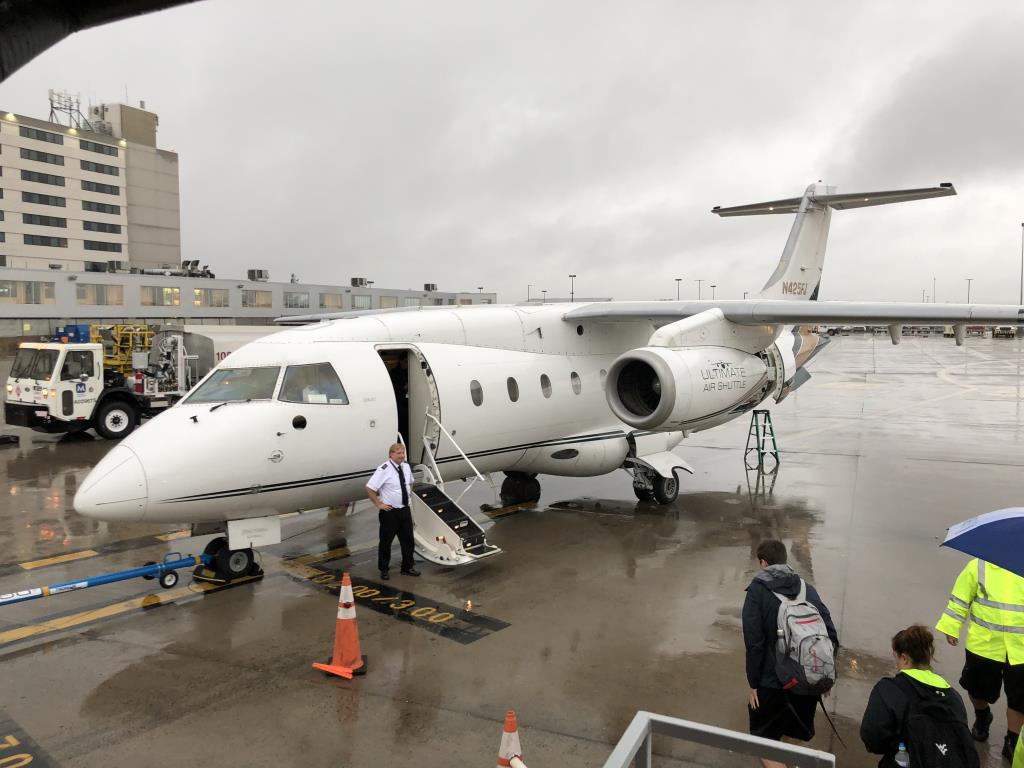 Photo of aircraft N425FJ operated by JJC Inc