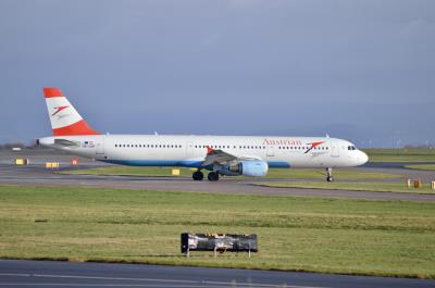 Image of aircraft registration OE-LBF - A A321-211 operated by Austrian Airlines