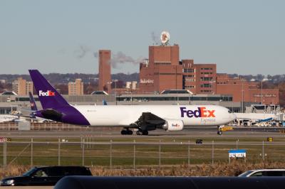 Photo of aircraft N272FE operated by Federal Express (FedEx)